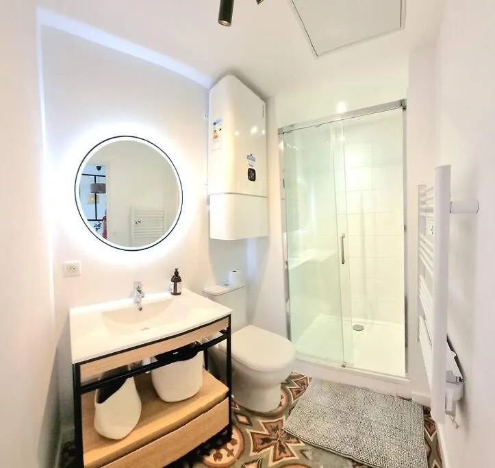 Appartement Grand Studio Avec Terrasse - Gare - Metro - Wifi Toulouse